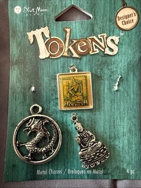 Tokens Metal Charm Set - Silver & Yellow